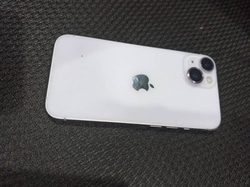 Apple iPhone 14 2
