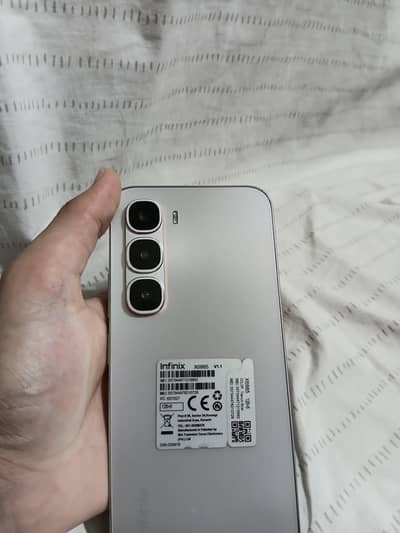 Infinix Hot 60 Pro