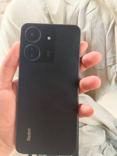 redmi 13C sirf mobile hai glass crack hai