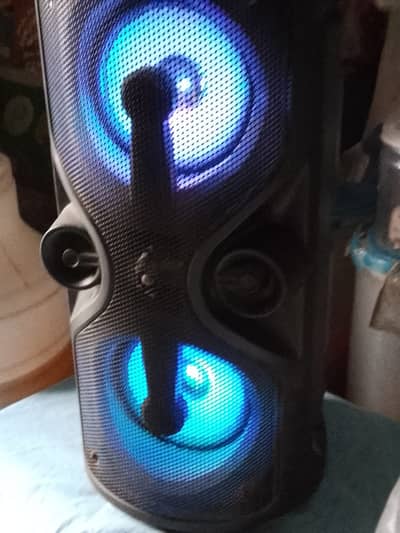 Audionic Speaker for sale