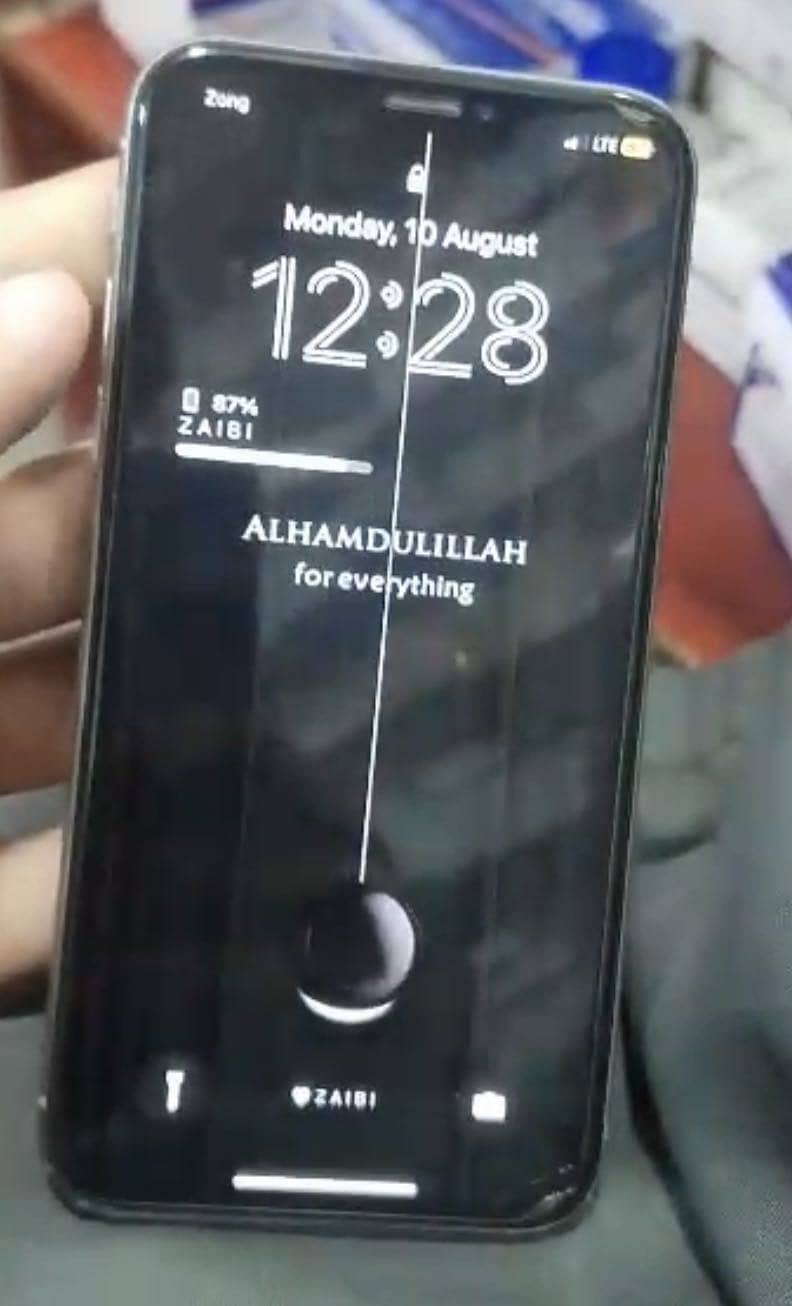 Apple iPhone X 1