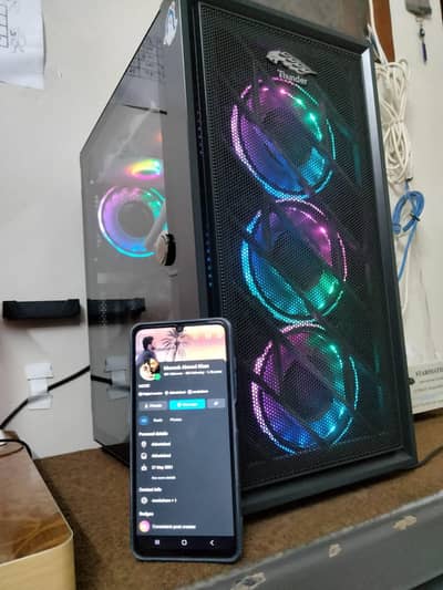 Gaming Case With 4 ARGB fans