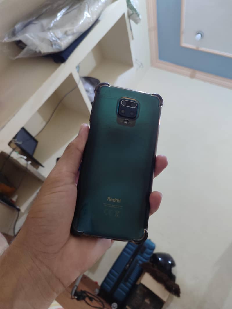 Xiaomi Redmi Note 9S 1