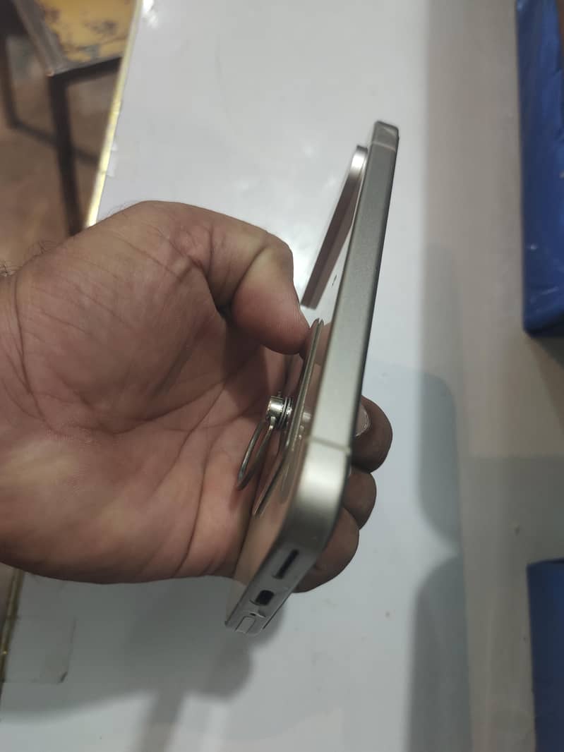 Google Pixel 9 6