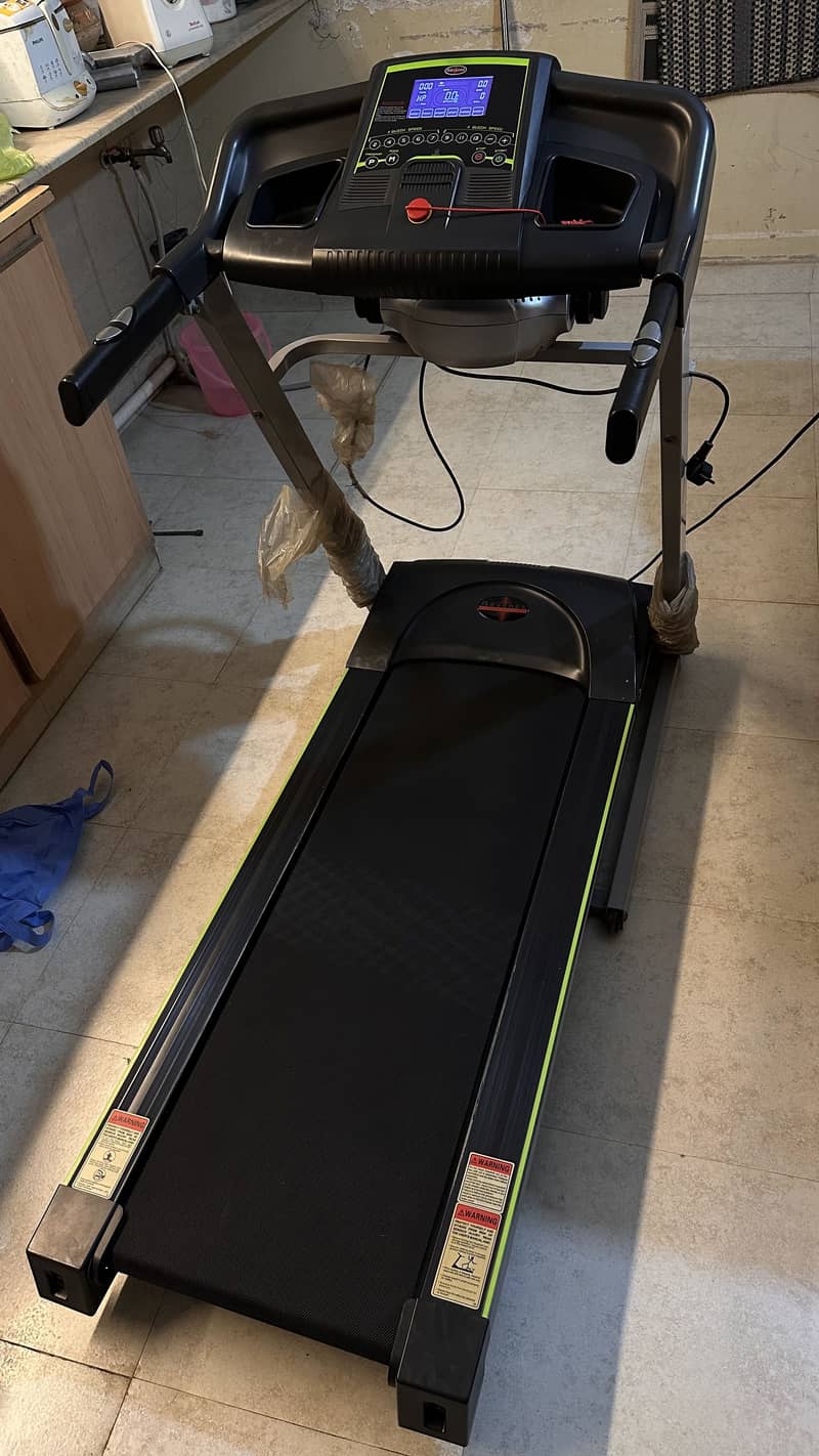 MOTORIZED TREADMILL 5