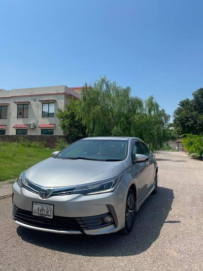 Toyota Altis Grande 2018 - Full Option