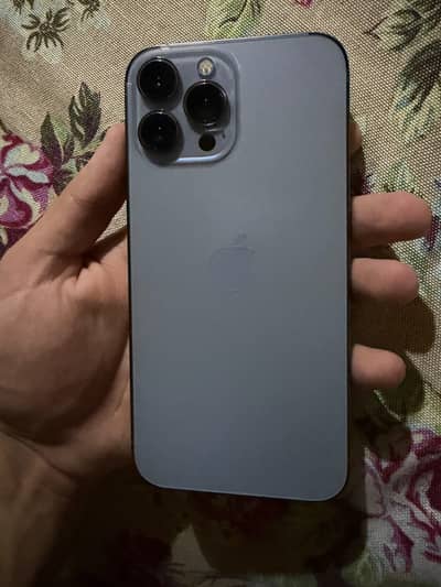 Apple iPhone 13 Pro Max (with box)