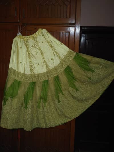 Farshi Bridal lehenga in good condition