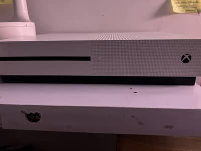 Microsoft Xbox One S Console – Excellent Condition