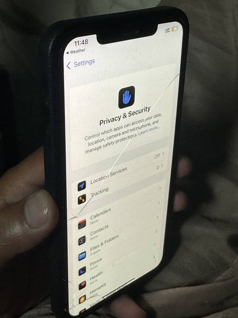 Apple iPhone XS Max 4
