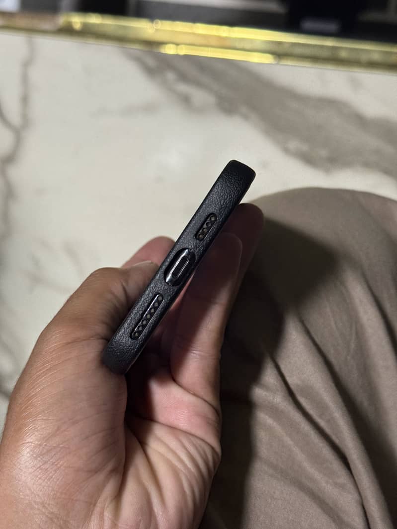 Apple iPhone XS Max 5