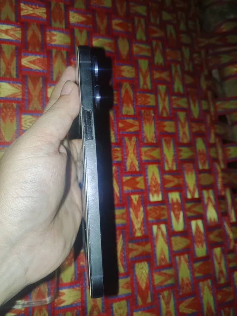 Apple iPhone 14 Pro Max 3