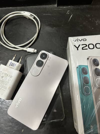 Vivo Y200 new look original 32Mp50 back 256GB