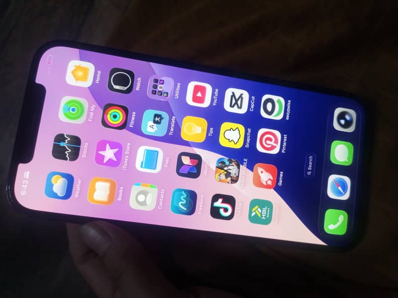 Apple iPhone 12 Pro Max 4