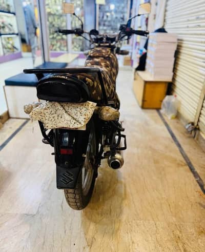 suzuki Gs 150 2021