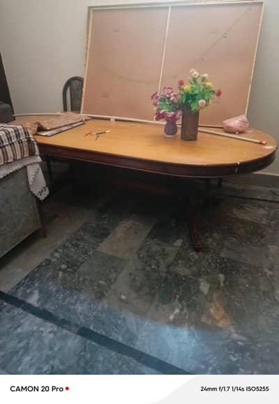 Dining table with 6 chair's