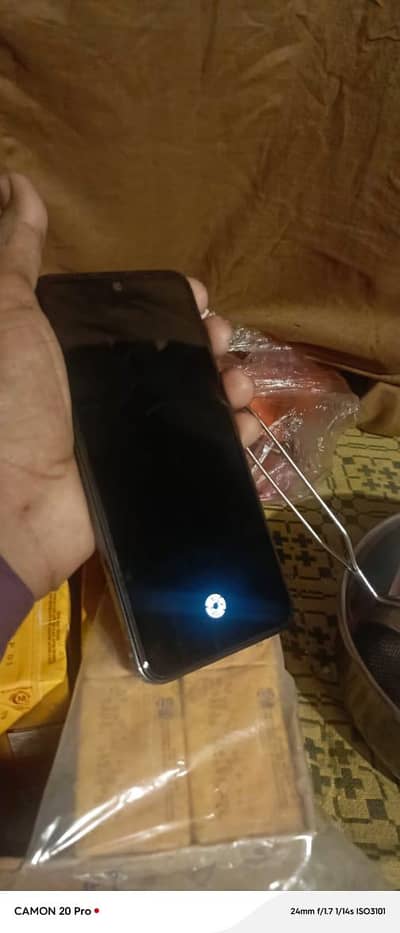 Tecno spark 30 pro 8/128/. only phone+charger