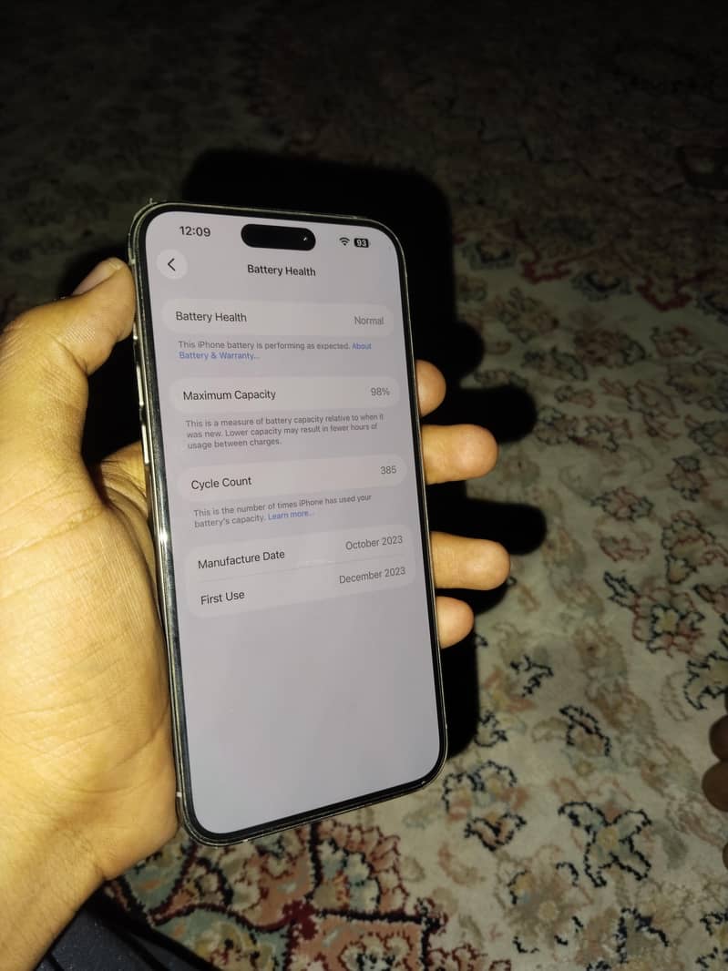 Apple iPhone 15 Pro Max 0