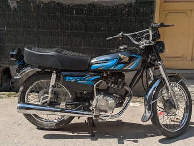 Honda 125 lush condition for sale urgent payment chiya tb sale kr Raha