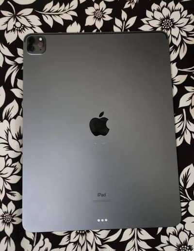 iPad Pro M2 chip 128 GB Whatsapp number 03407695703