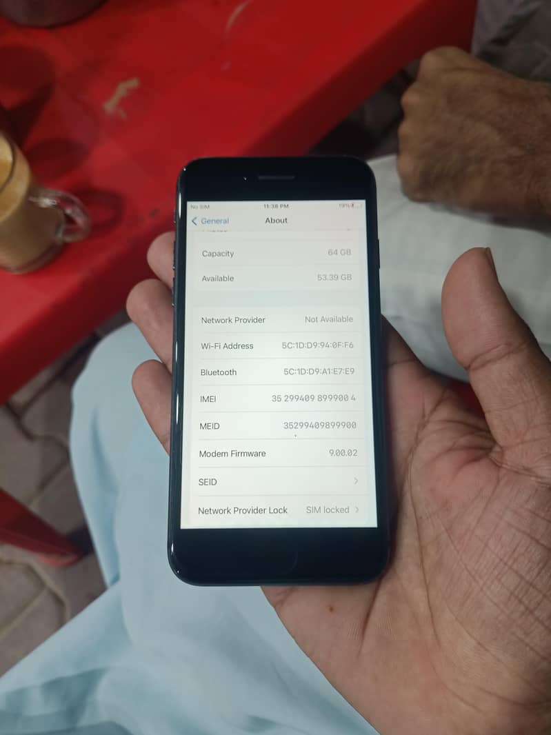 Apple iPhone 8 3