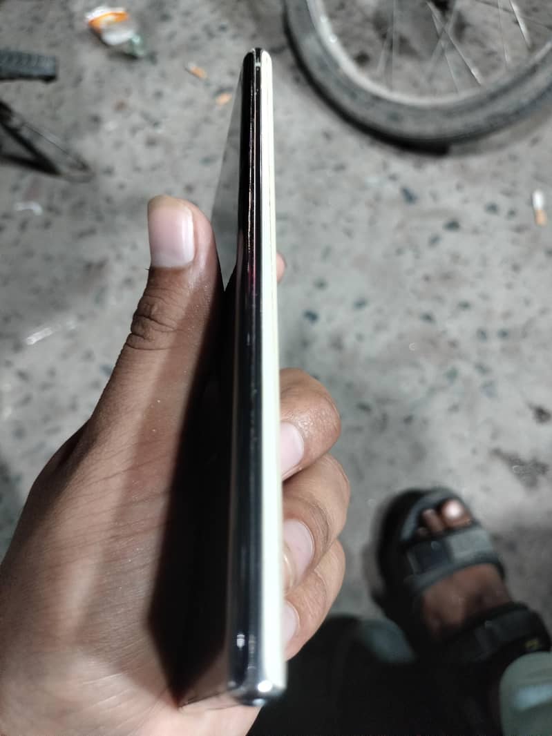 Samsung Mobile Note 10 Plus 3
