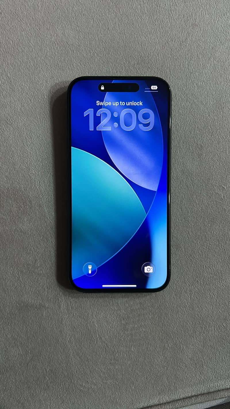Apple iPhone 15 Pro 2