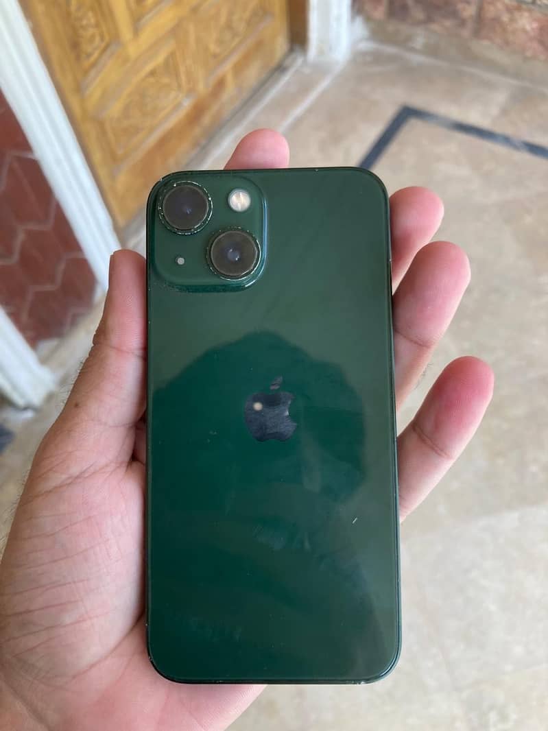 Apple iPhone 13 mini 9