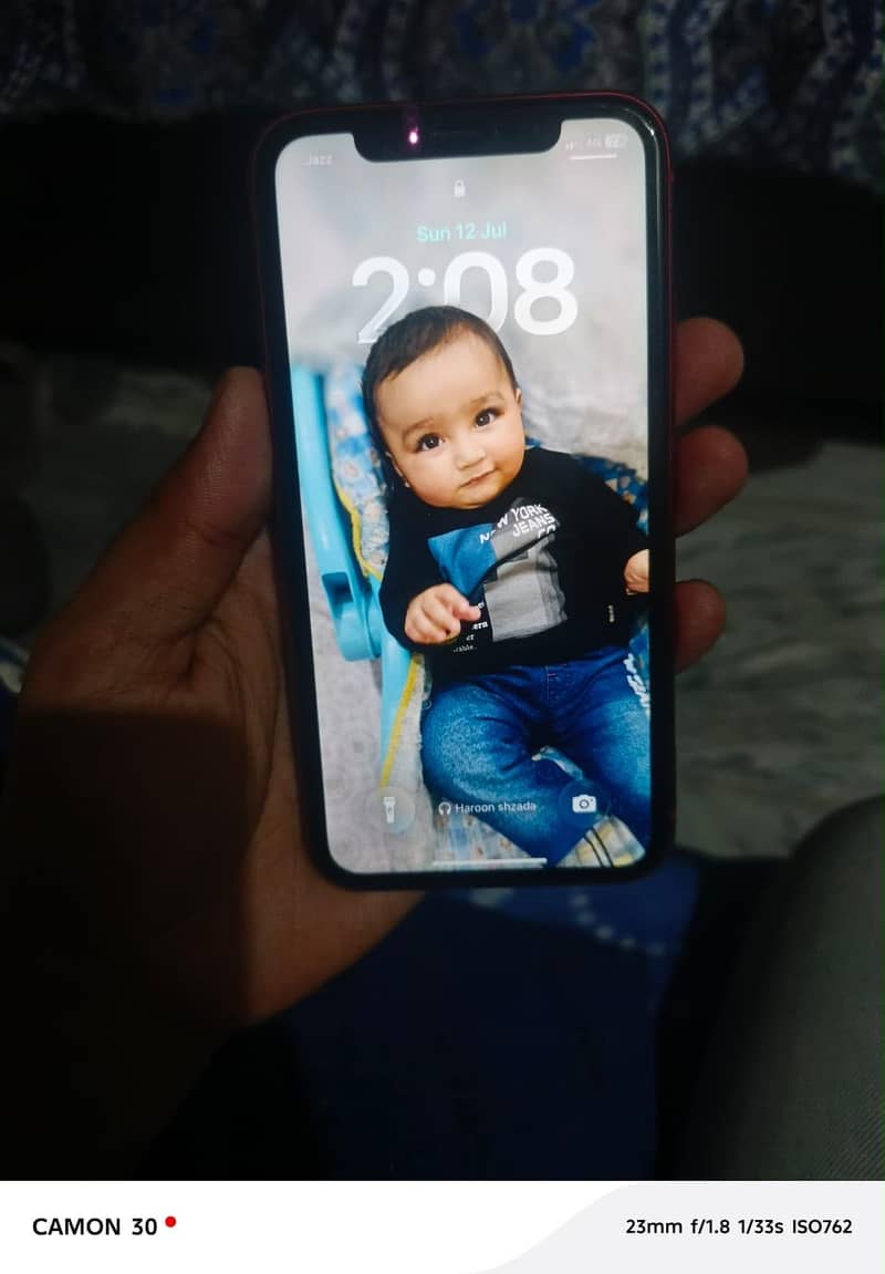 Apple iPhone 11 3