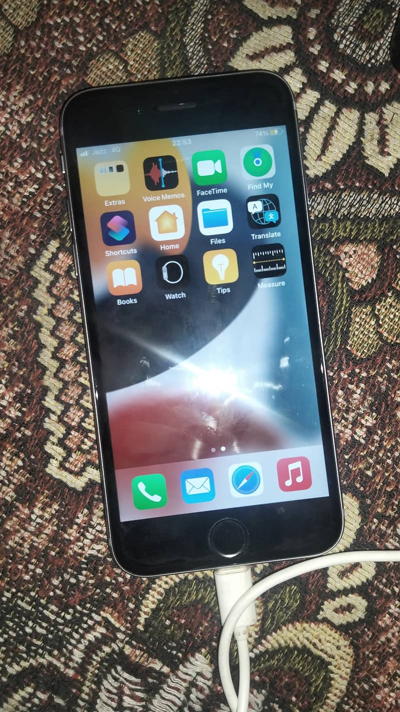 Apple iPhone 6S 1