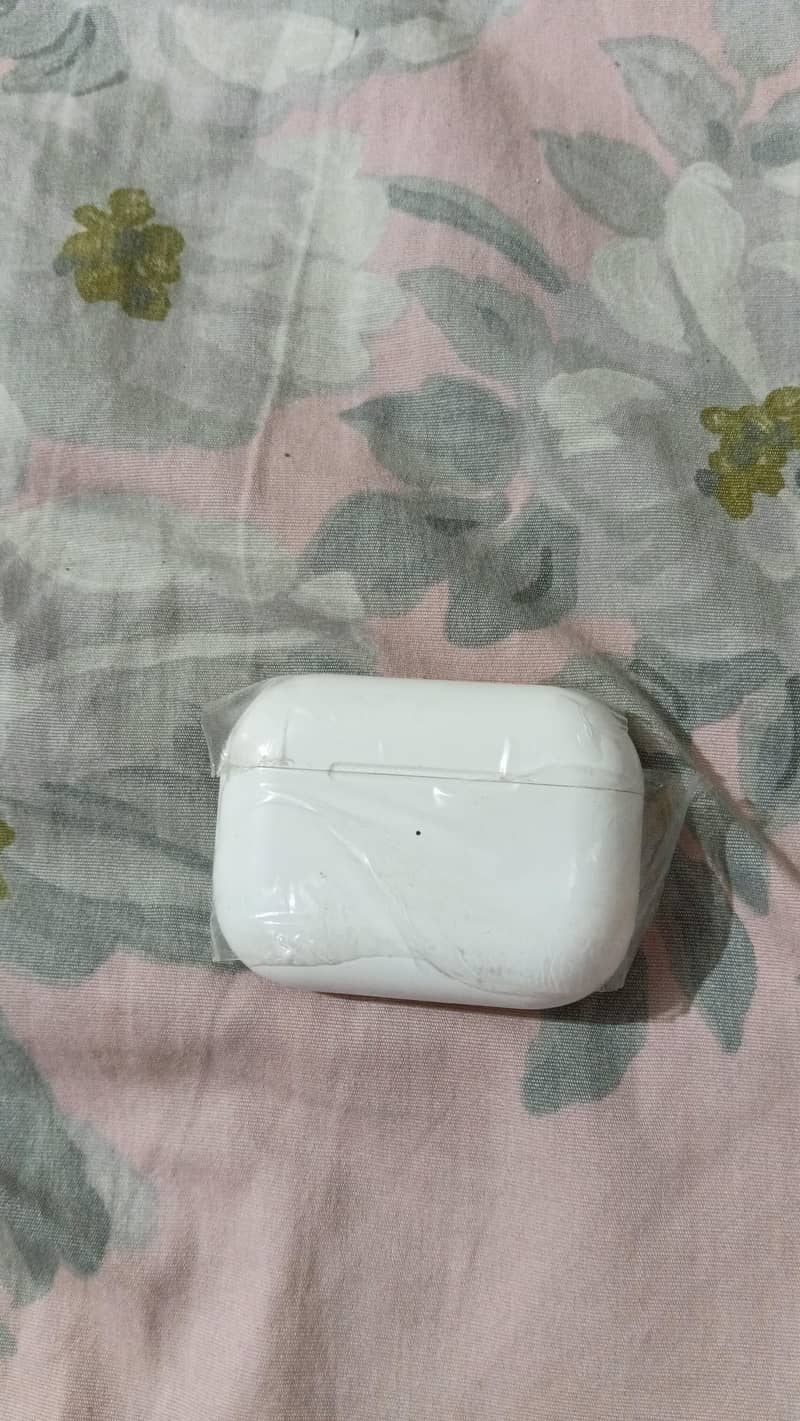 ear pods 0