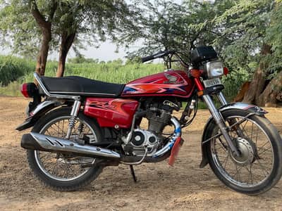 For sale honda 20 model ( 03495174013 ) whatapp