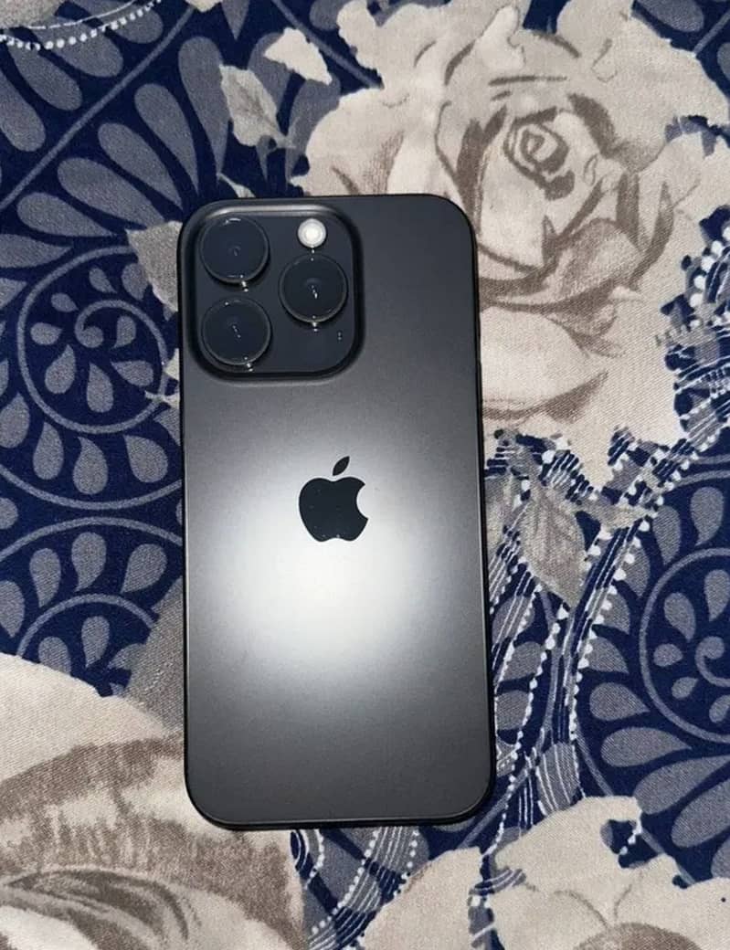 Apple iPhone 15 Pro 0