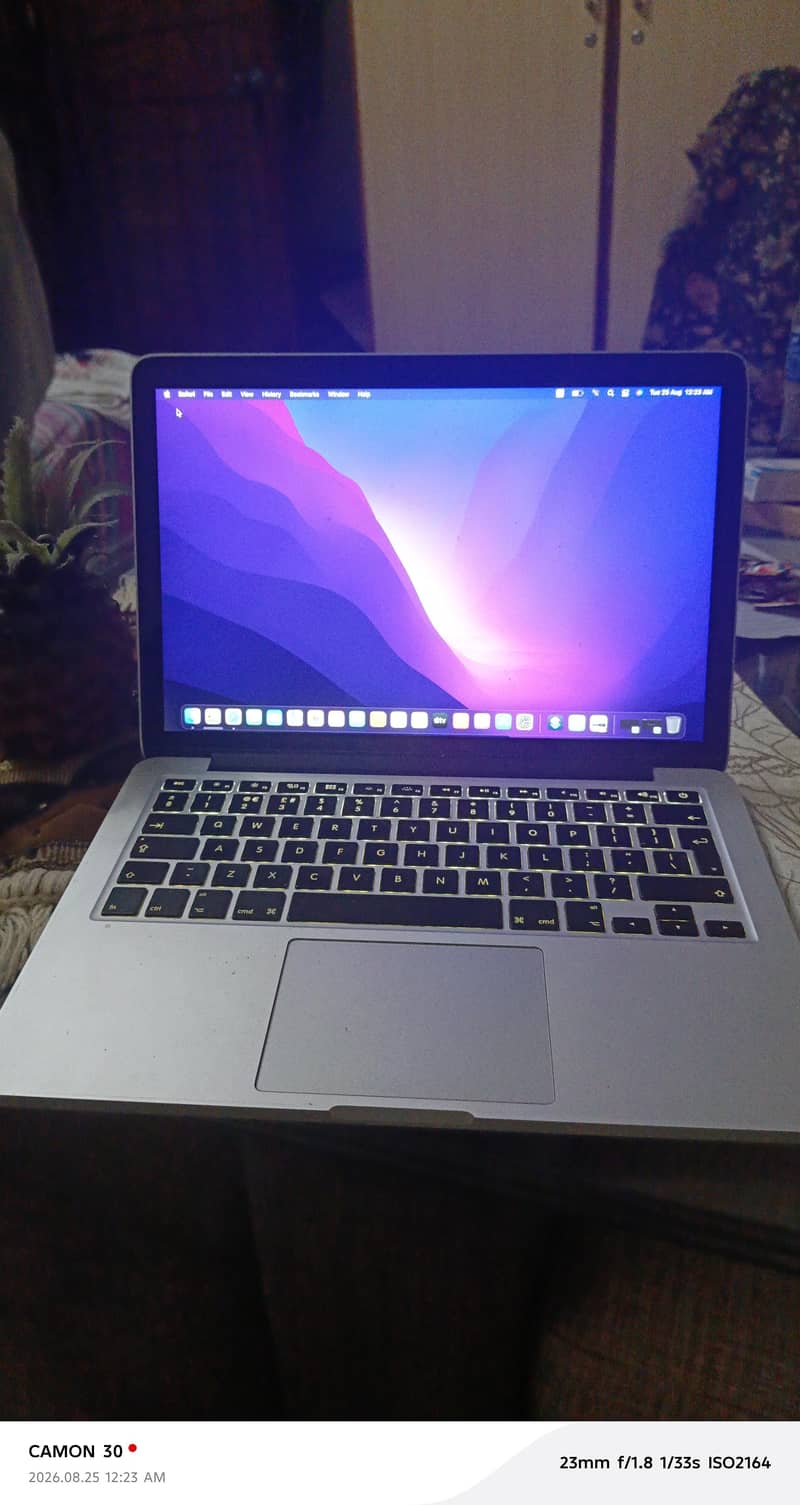 Mac book pro A1502 0