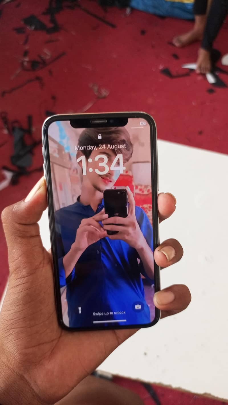 Apple iPhone X 2