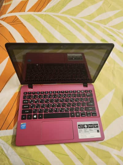 Acer Aspire V3-112P 11.6" Touchscreen Laptop (4GB RAM / Windows 8.1)