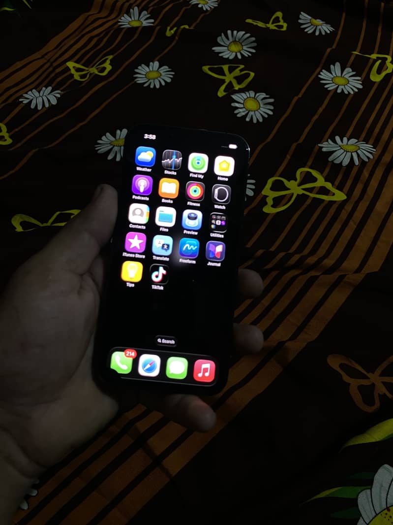 Apple iPhone 13 Pro 8