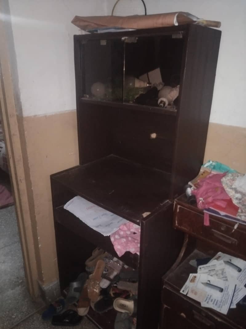 computer rack 0