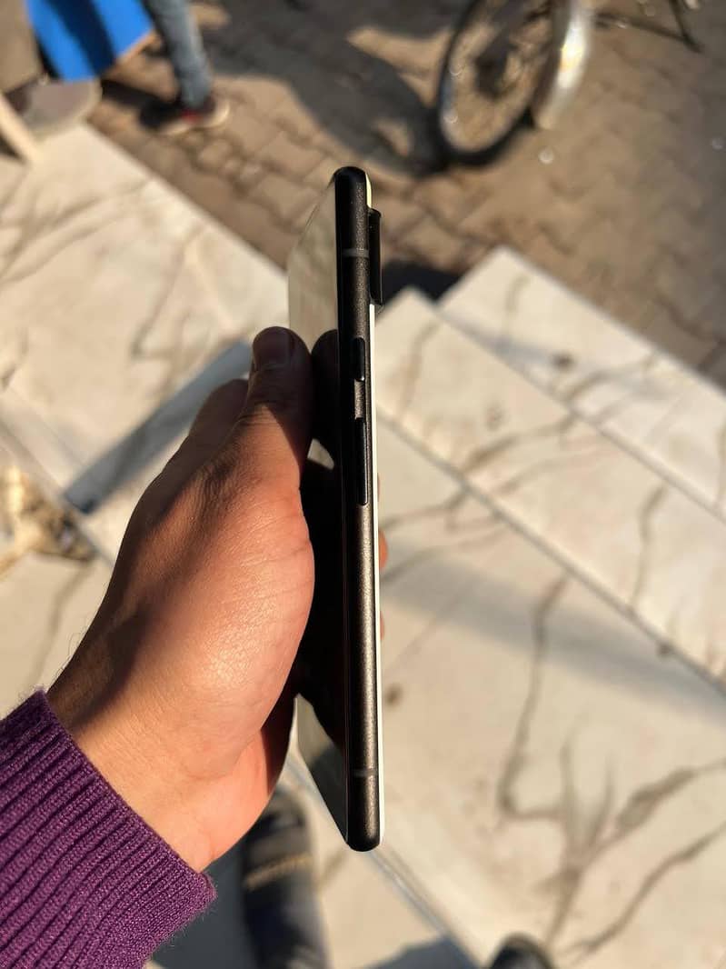 Google Pixel 6 3