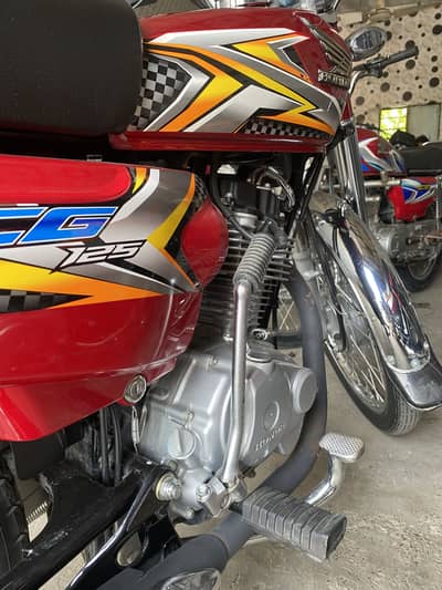 New condition honda 125