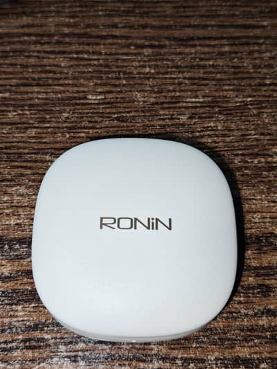 Ronin Pebbel