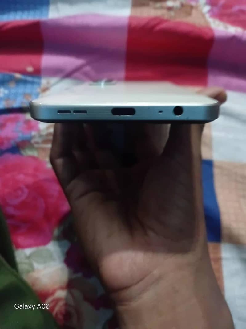 Itel S25 1