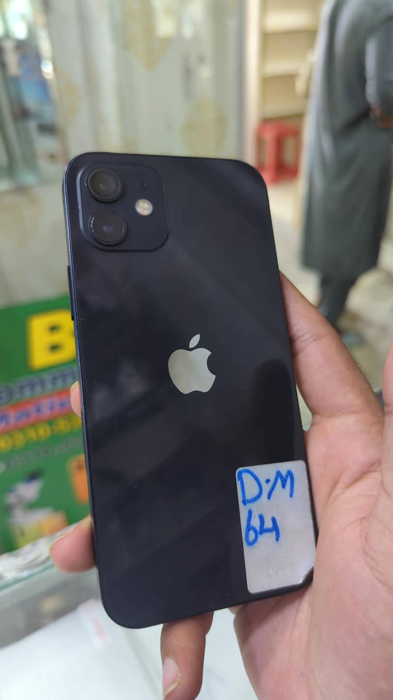 Apple iPhone 12 3
