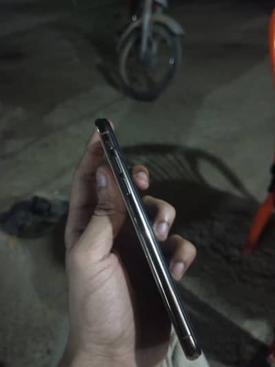 Apple iPhone XS