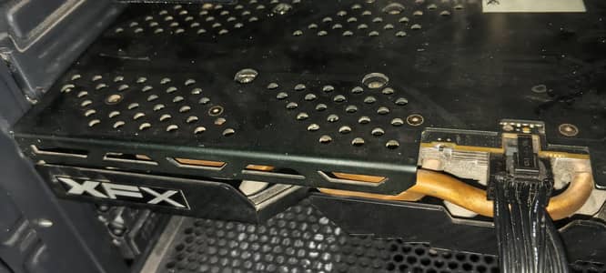 XFX RX580 8 GB DDR 5 GAMING GRAPHIC CARD