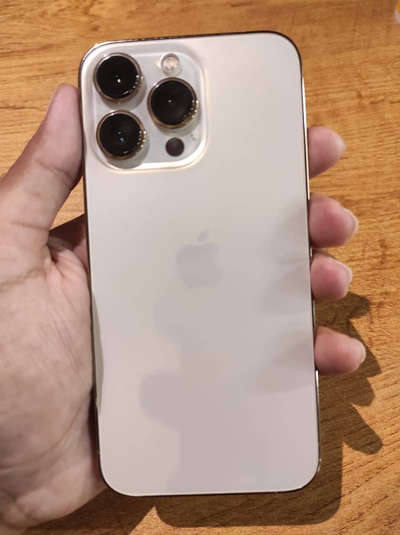 Apple iPhone 13 Pro 9