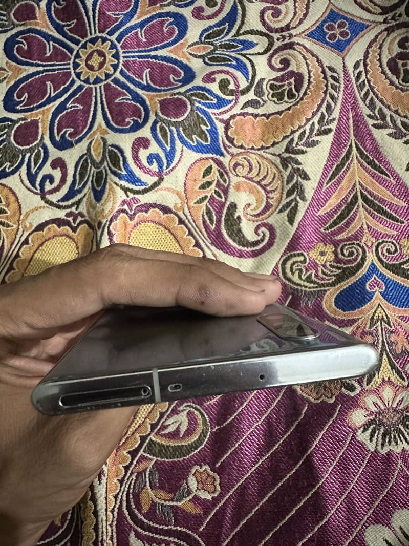 Samsung Mobile Note 10 Plus 2