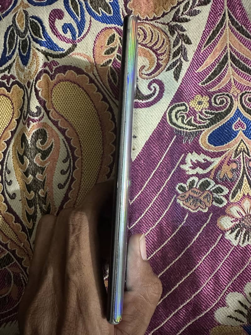 Samsung Mobile Note 10 Plus 3