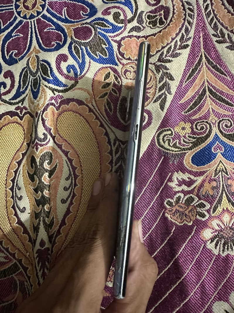 Samsung Mobile Note 10 Plus 4