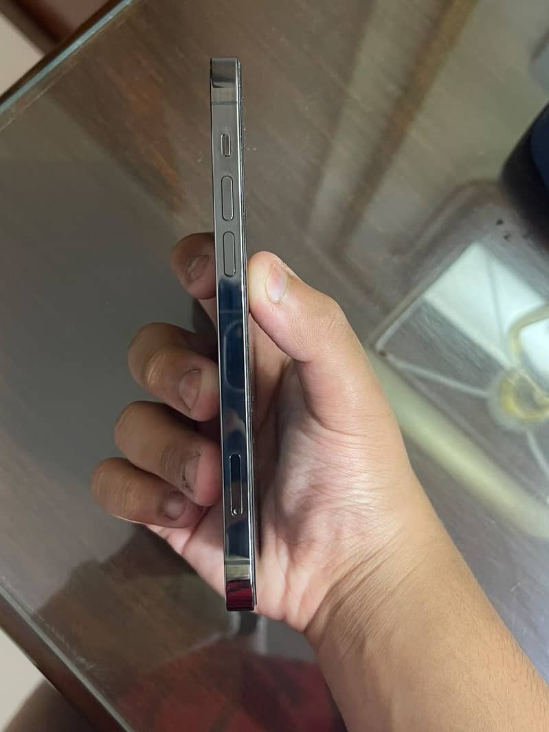 Apple iPhone 12 Pro 7